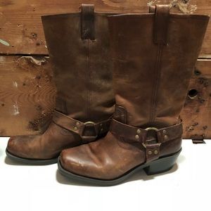 Euc harness leather boots sz 10